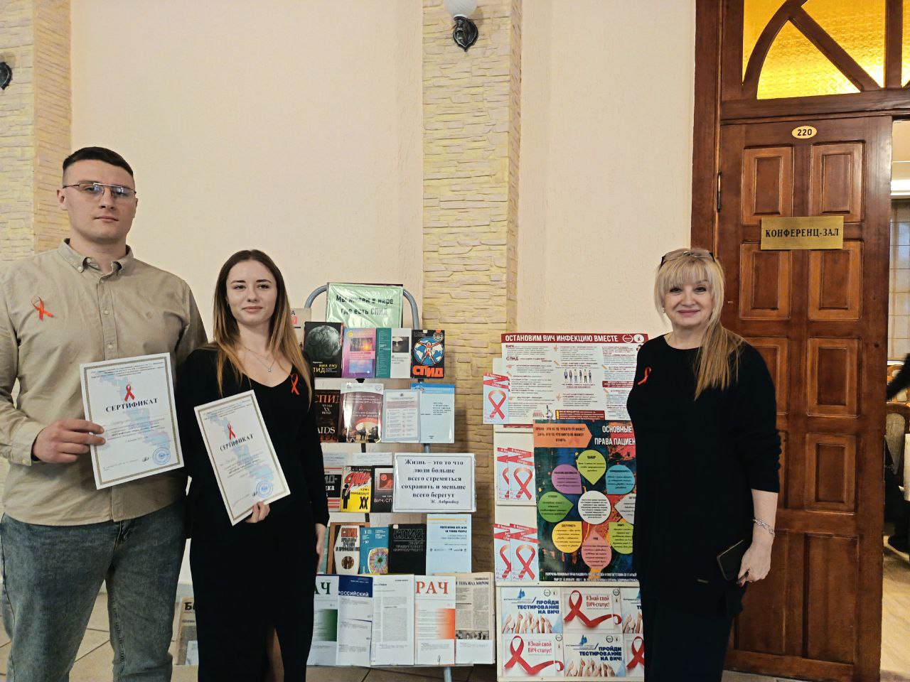 photo 5294038133311738200 y